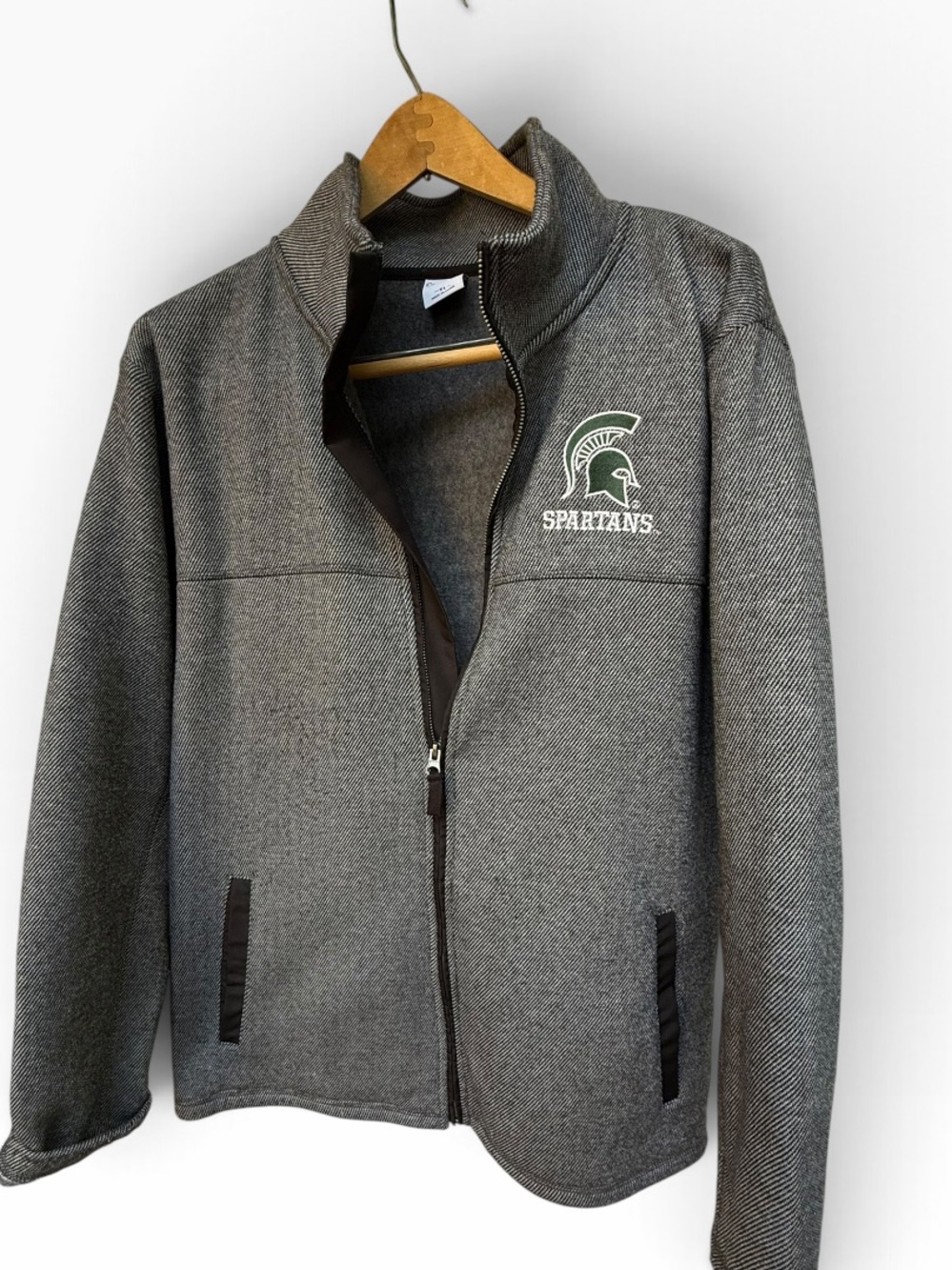 Captivating Apparel Michigan State Spartans Full Zip Gray Textured Jacket Sz XL